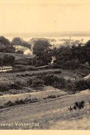 Beek (GD) Panorama op Beek vanaf Vossenhol met Tram 1938 Nijmegen HC32316 Wysoka jakość