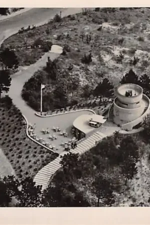 Bloemendaal Kopje met uitkijktoren 1949 KLM Luchtfoto no. 17267 Haarlem HC31068 Zwrot pieniędzy