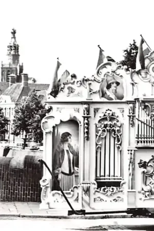 Wysoka jakość Gouwe Haven Draaiorgel De Lekkerkerker Carl Frei op de Lange Noodgodsbrug 1966 HC30916