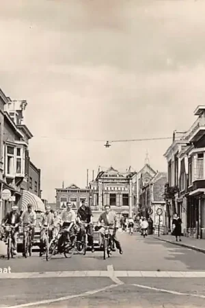 Bodegraven Brugstraat 1961 Sigarenwinkel reclame Elisabeth Bas Sigaren HC30605 Popularny