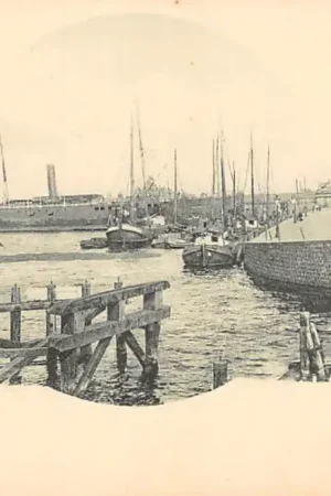 Amsterdam De Ruyterkade met zee en binnenvaart schepen Scheepvaart HC29943 Wyprzedaż