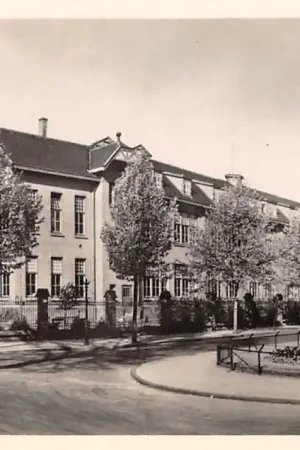 Ekspresowa dostawa Deventer Koloniale Tropische Landbouwschool 1951 HC43563