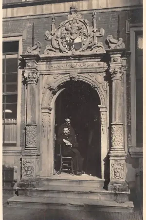 Deventer Poortje politiebureau met agenten HC2360 Promocja