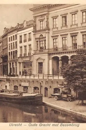 Ekspresowa dostawa Utrecht Oude Gracht met Bezembrug 1930 HC61384