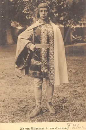 Tani Utrecht Lustrumfeesten 1911 Het beleg van Utrecht in 1345 Jan van Wateringen in avondcostuumHC58172