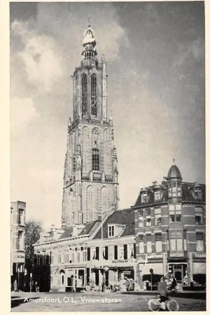 Zwrot pieniędzy Amersfoort O.L. Vrouwetoren Varkensmarkt HC40404