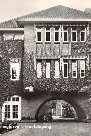 Soest Sanatorium Zonnegloren Hoofdingang HC40120 Ekspresowa dostawa