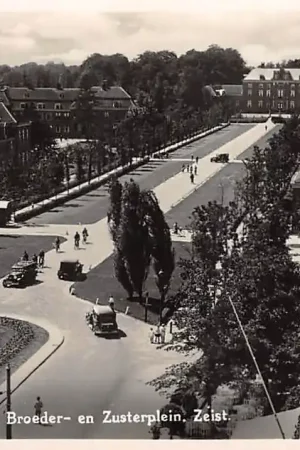 Zeist gezicht op 't Slot met Broeder- en Zusterplein HC28663 Premium