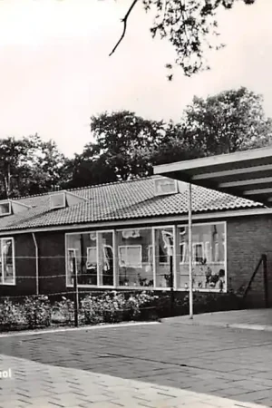 Darmowa dostawa Soesterberg Kleuterschool Soest HC28646