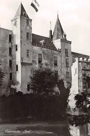 Burgh - Haamstede Slot met de vlag in top! HC15124 Bezpieczna płatność