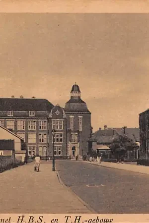 Ekspresowa dostawa Delft Mijnbouwstraat met H.B.S. en T.H-gebouw HC60993