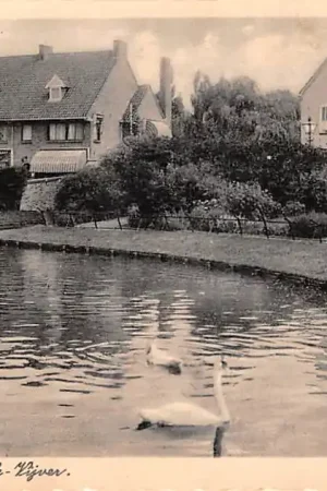 Tani Oegstgeest Oranjepark Vijver 1944 HC54027