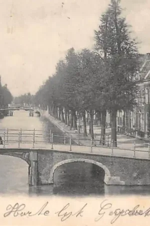 Ekspresowa dostawa Leiden Heerengracht 1900 De koopman rust even uit na het omhoog duwen van zijn handkaar met waar HC48251