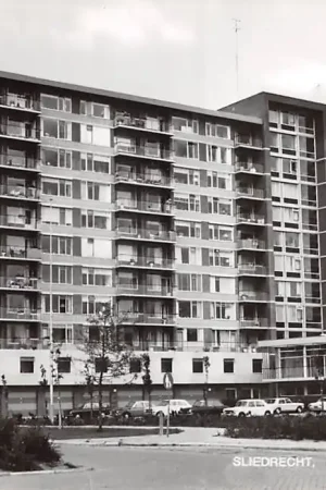 Sliedrecht Serviceflat Drechtstreek 1972 HC37881 Najlepsza cena