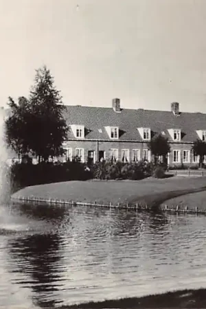 Tani Sliedrecht De Savornin Lohmanlaan Fontein uitbreiding-binnendijks 1963 HC37185