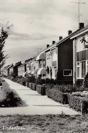 Sliedrecht Cort van der Lindenlaan 1963 HC37175 Darmowa dostawa