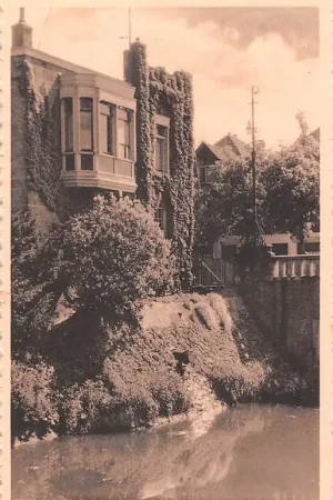 Sliedrecht G.E.B. gebouw eind jaren 40 HC36893 Tani