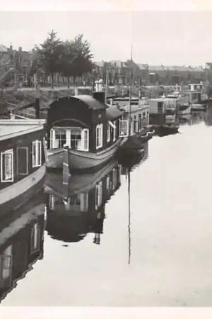 Sliedrecht Middeldiep met woonboten 1949 HC36564 Tani