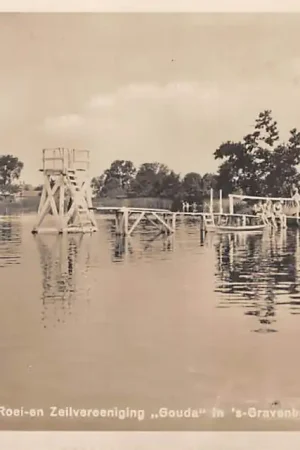 Zwrot pieniędzy Gouda Zwemeiland met toren der Roei- en Zeilvereeniging Gouda in 's-Gravenbroek HC33804