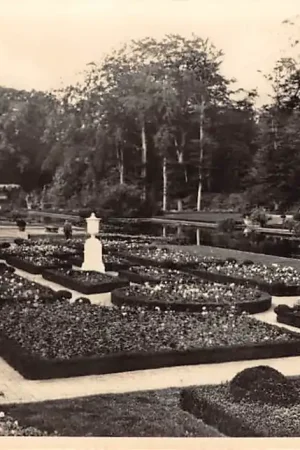 Wysoka jakość 's-Gravenhage Vredespaleis Rozentuin met vijver HC32216