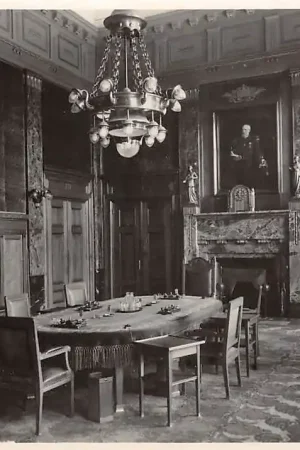 Zamów teraz Rotterdam Raadhuis Vergaderzaal B. en W. HC32231