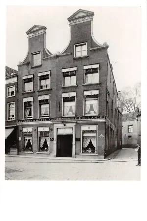 Zamów teraz Zo was Dordrecht Wijnstraat - Palingstraat omstreeks 1915 (1965) HC26800