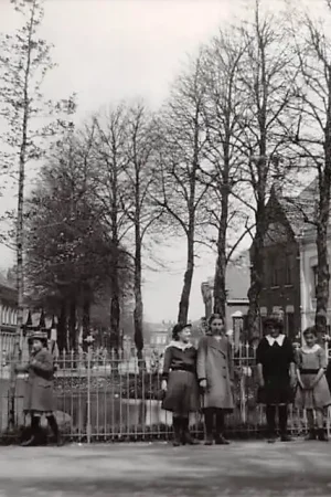 Bezpieczna płatność Zo was Dordrecht Burg. De Raadtsingel-Dubbeldamseweg omstreeks 1910 (1967) HC26769