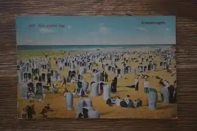 Zwrot pieniędzy Scheveningen Een drukke dag