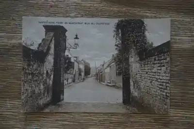 Popularny Wijk bij Duurstede Kasteelsche poort en Muntstraat