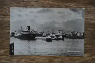 Pernis Oliehaven Wyprzedaż