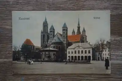 Zamów teraz Maastricht Vrijthof